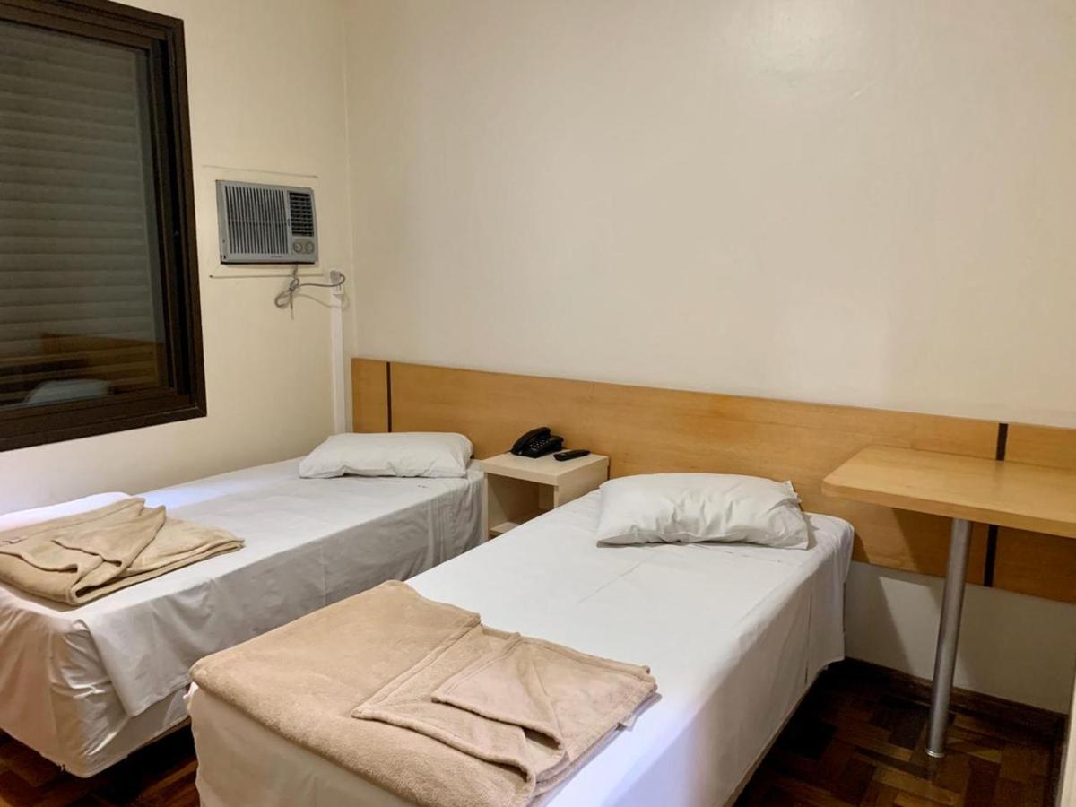 Colossi Hotel Porto Alegre Bagian luar foto