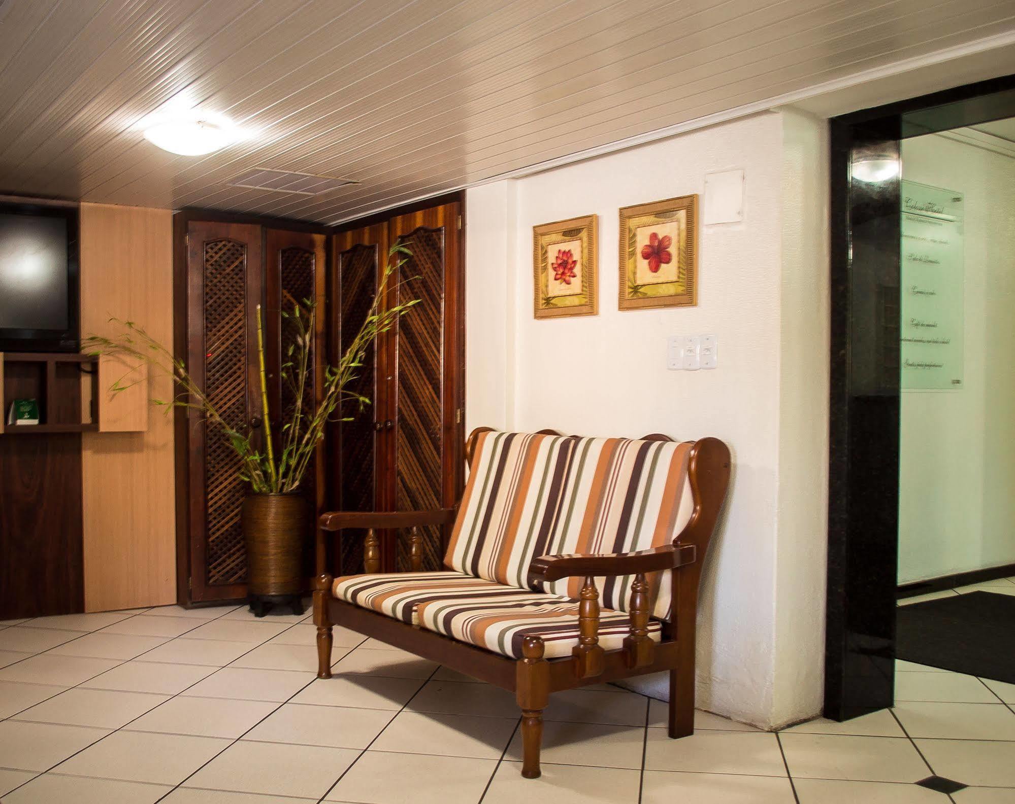 Colossi Hotel Porto Alegre Bagian luar foto