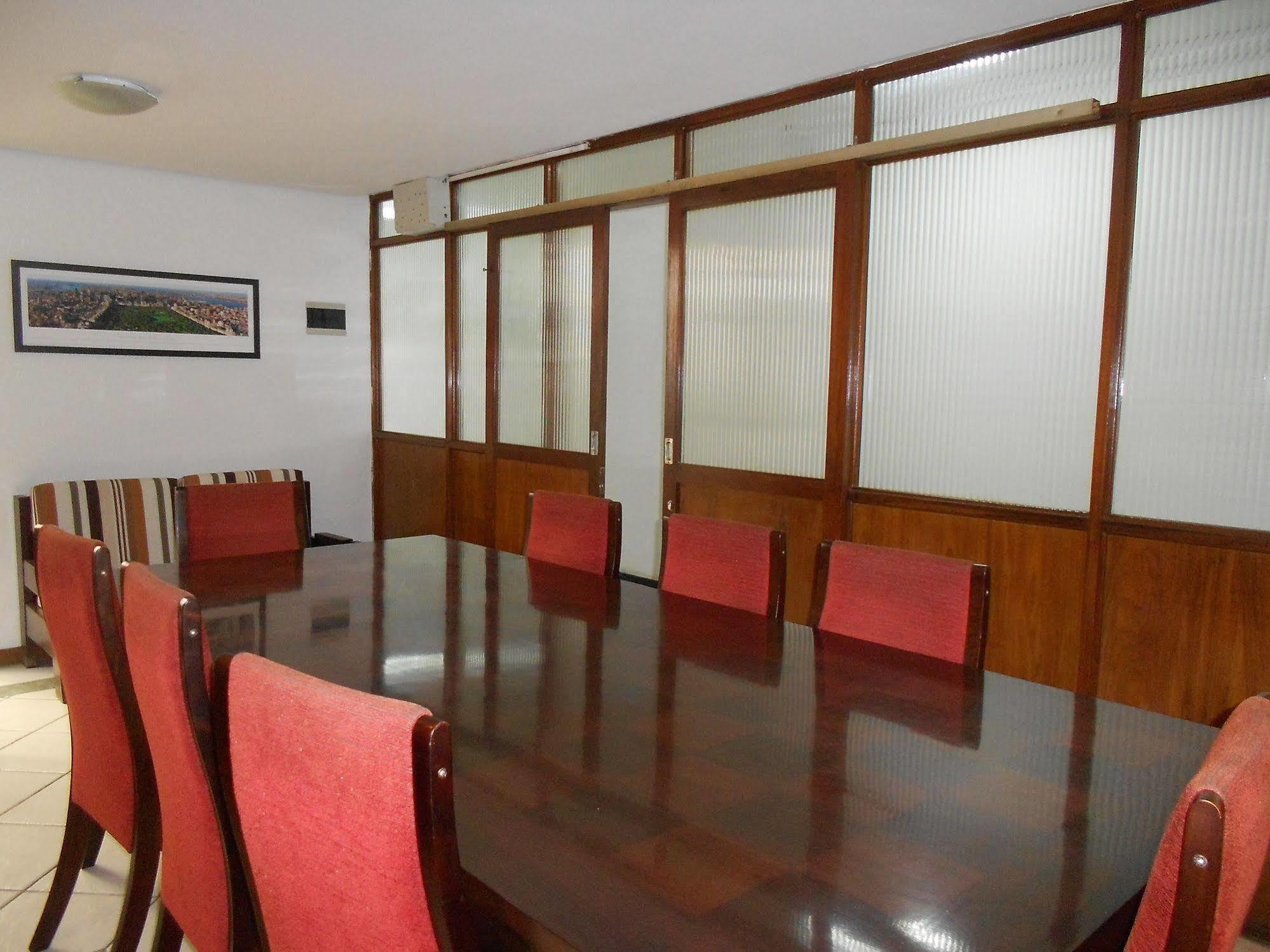 Colossi Hotel Porto Alegre Bagian luar foto