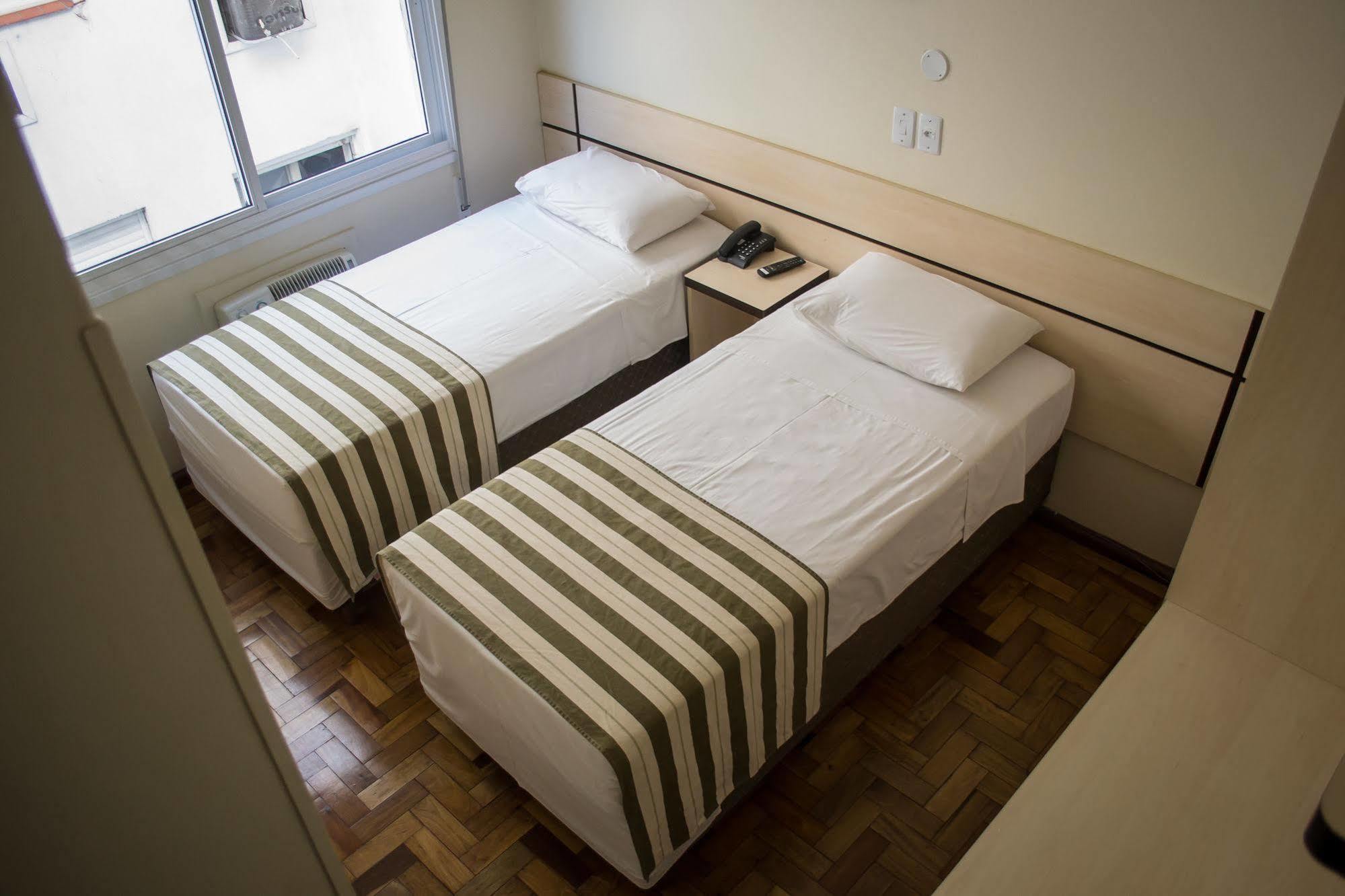 Colossi Hotel Porto Alegre Bagian luar foto