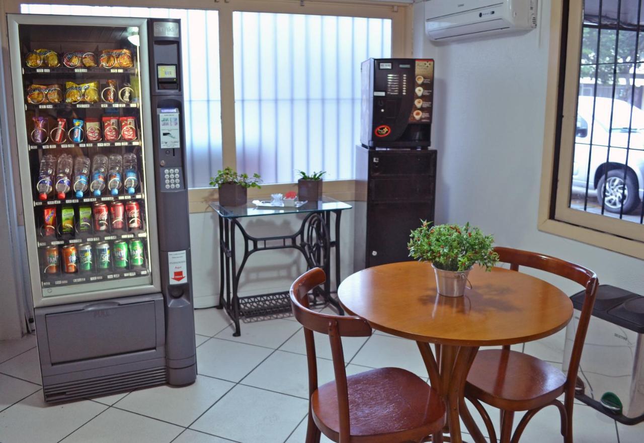 Colossi Hotel Porto Alegre Bagian luar foto